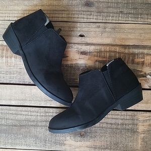 Black Booties